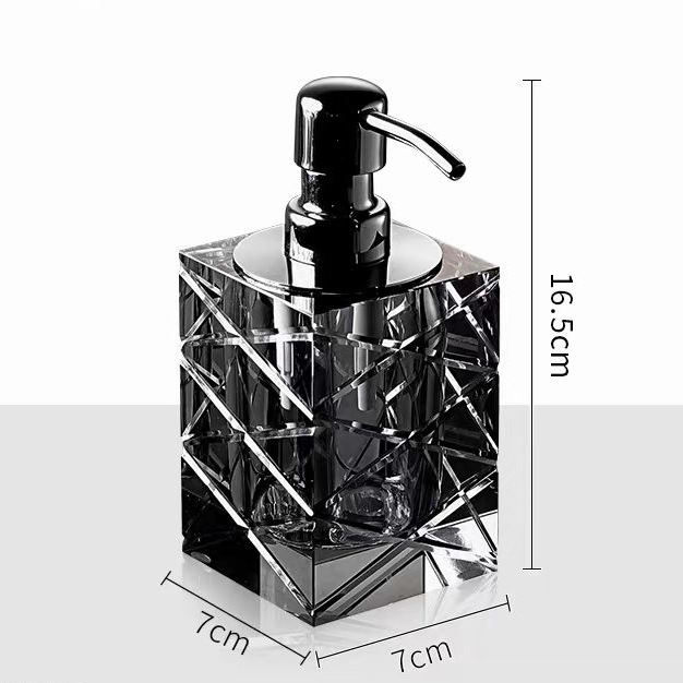 Nowoczesny minimalistyczny kry – Luxury Skincare Bottles recenzja i cena