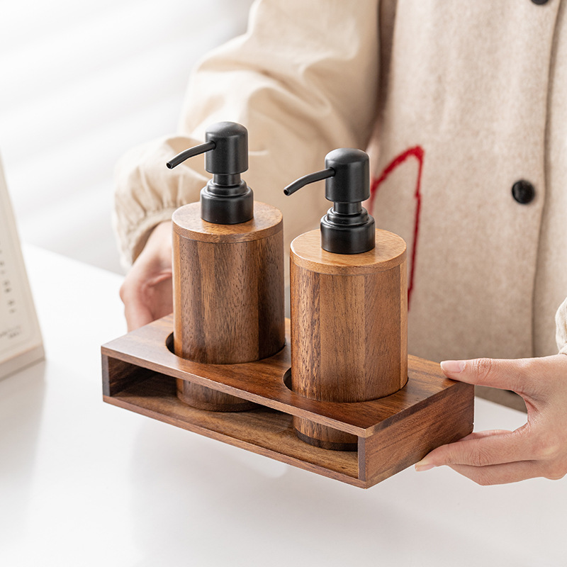 Puste butelki z drewna orzecho – Luxury Skincare Bottles recenzja i cena