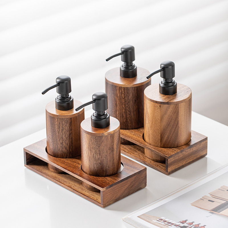 Puste butelki z drewna orzecho – Luxury Skincare Bottles recenzja i cena